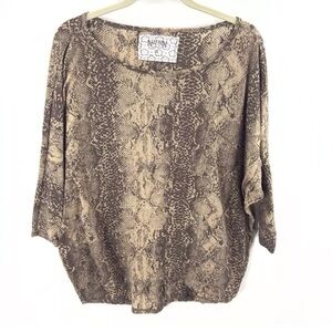 Nation LTD Womens Snake Print Top Size S Reptile Dolman Sleeve Shirt Casual